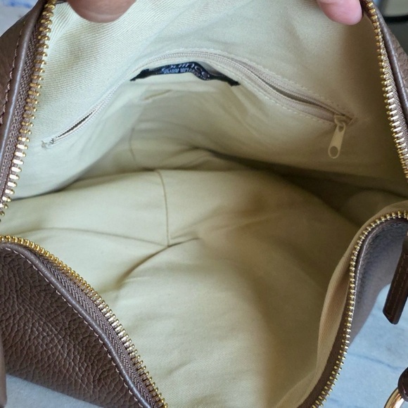 Quince Italian Leather Shoulder Bag - Picture 6 of 7